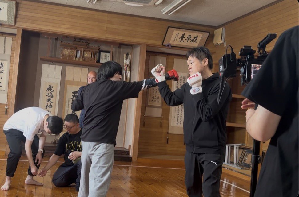 koji_kiske's tweet photo. 🎬🔥もりしん監督 自主制作映画
『出場権をかけて』

参加させていただき昨日クランクアップいたしました‼️

丸一日ぶっ通しのアクション撮影👊💥 ひろさん 木島さん 太三さん えいじさん
 全員が魂を燃やし尽くした一日でした🔥ありがとうございました❣️🙏✨ 完成をお楽しみに❗️#出場権をかけて https://t.co/mV23vPuji9
