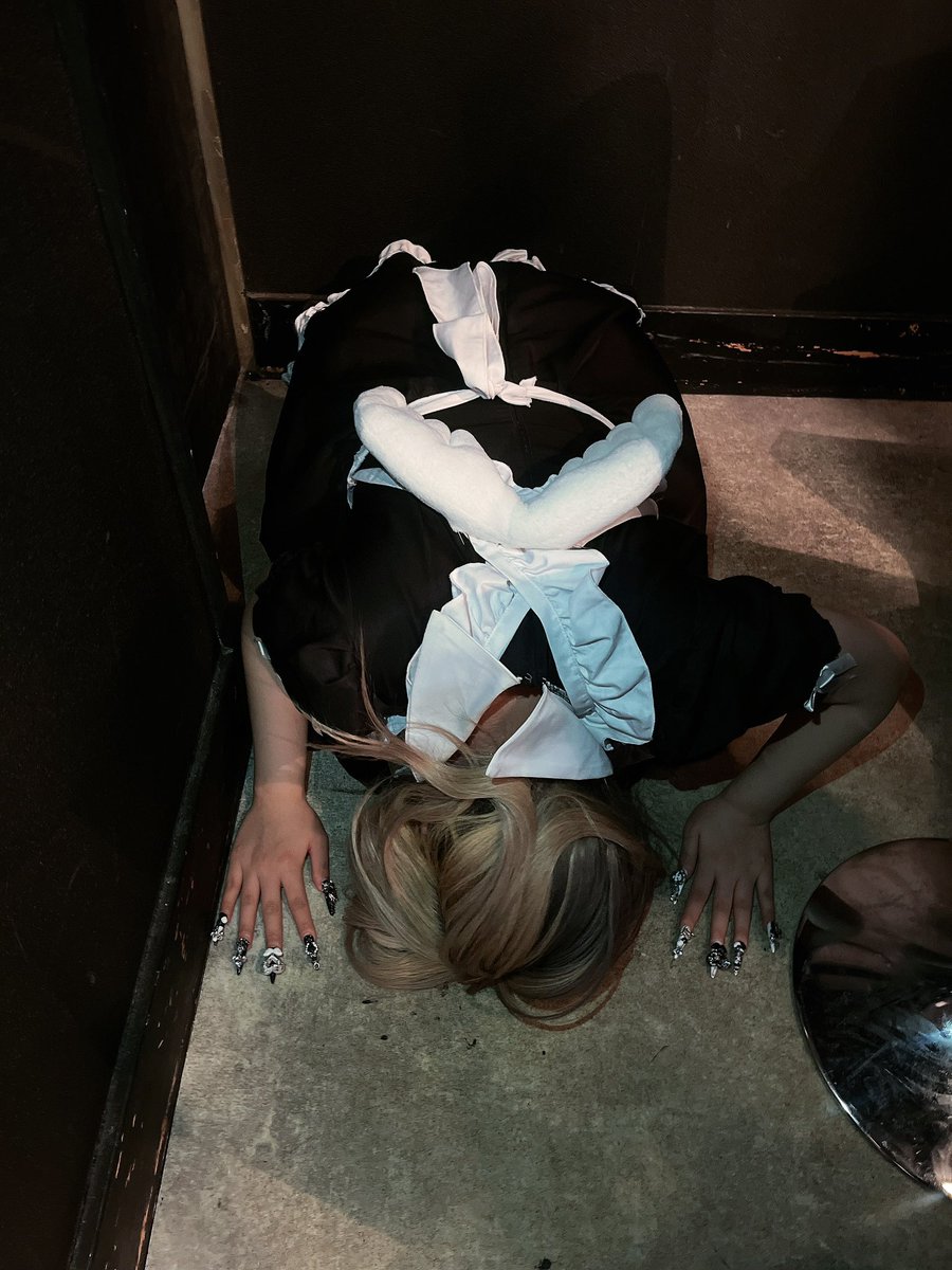 p__u_u_'s tweet photo. 今まで4年間！！！！！！
クッッソ！！！！
おせわになりました！！！！！

後日お礼させてくれ！！！
ALTも書いた！恥ずかしいからこっそり！
めっちゃ長くても内緒にしてくれ！！ https://t.co/vPOmSjFgQ6