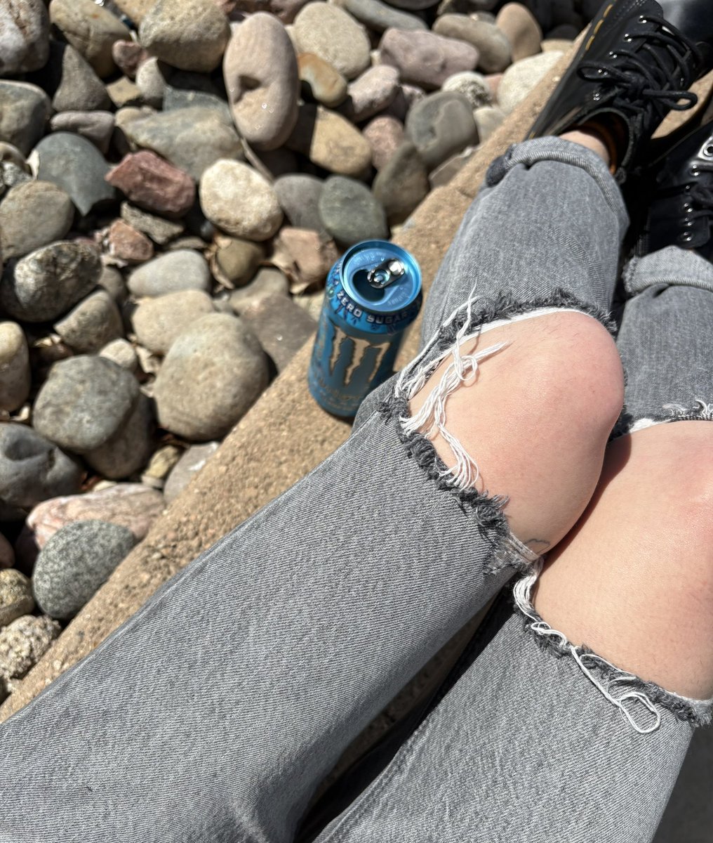 𝐥𝐮𝐦𝐢𝐧𝐚 .✦ ݁˖ (lumps) tweet media