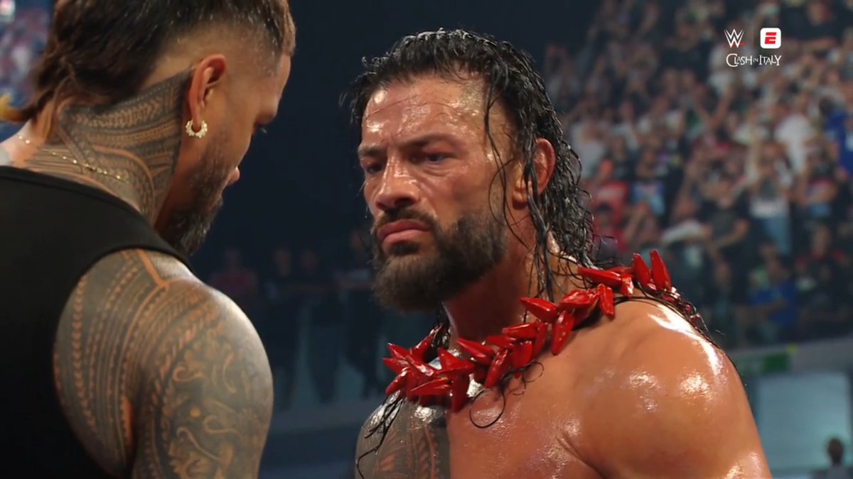RomanRSource's tweet photo. #RomanReigns #RomanEmpire #TribalChief #HeadoftheTable #WWE #WWEClash https://t.co/dgsH1Cd6SH