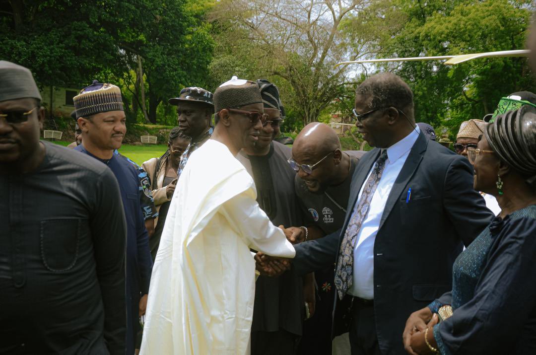 lamijuakala's tweet photo. As part of the ongoing efforts to address the recent security challenges in Oriire Local Government, I joined a Federal Government delegation on an assessment and condolence visit to Esin-Ele and Yawota Communities, Oriire Local Government, Ogbomoso, Oyo State.

The delegation, led by the Chief of Staff to the President, Rt. Hon. Femi Gbajabiamila, and comprising the National Security Adviser, Mallam Nuhu Ribadu, Chief Sunday Dare, senior security chiefs and top Government officials had consultations with community leaders, security operatives, and families directly affected by the unfortunate incidents. 

The visit provided an opportunity for firsthand assessment of the challenges facing my constituents in Oriire Local Government and the measures being implemented to address them. The delegation informed us that following our plea for a military base, they will convey our request to the President for approval.

The presidential delegation reaffirmed the Federal Government’s resolve to protect lives and maintain peace across the country. They assured the people that every effort is being made to secure the release of the abducted teachers and students, while those responsible for the attacks will be brought to justice. 

Afterwards, the delegation paid a condolence visit to His Imperial Majesty, Oba Ghandi Afolabi Olaoye, Orumogege III, the Soun of Ogbomoso Land.

Conclusively, President Bola Ahmed Tinubu, GCFR, has approved the recruitment of 1,000 forest guards in Oyo State, in partnership with the Oyo State Government.