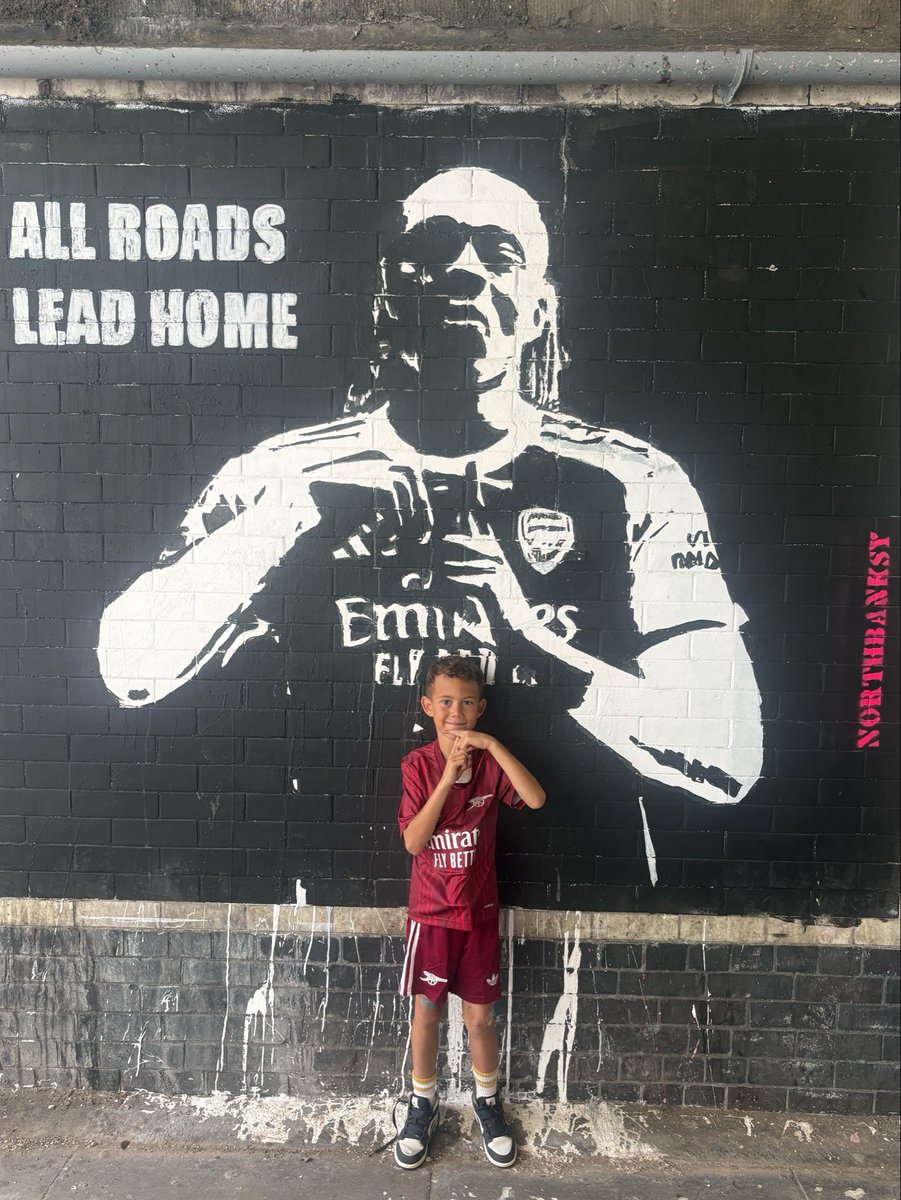 KayGeeSnazz's tweet photo. The boy loved it. That’s all I need. 🏆❤️ https://t.co/r95DOHs0MP