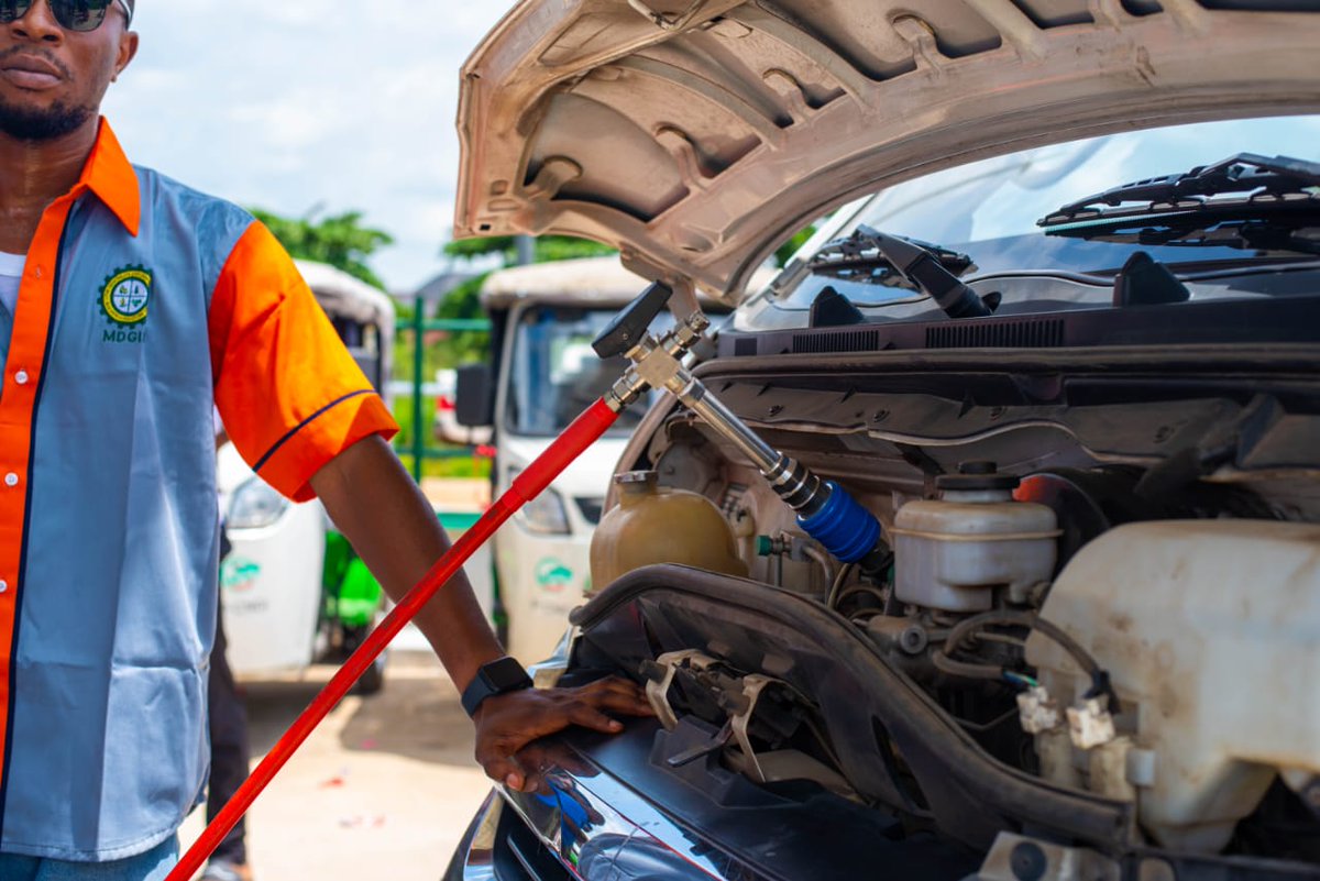 The Presidential Initiative on CNG & EV tweet media