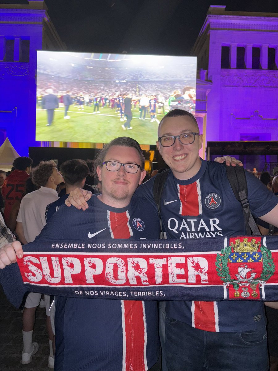 PSGClubScotland's tweet photo. One year ago today, A historic 5–0 victory over Italian giants Inter Milan secured our first-ever UEFA Champions League title and etched this team into footballing history forever. Allez Paris! 🔴🔵🏆 #psg https://t.co/tcoljRbnN5