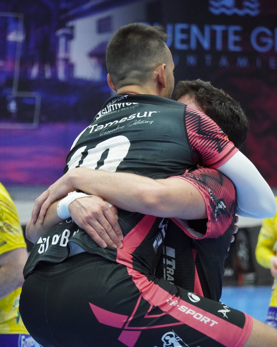 ASOBAL's tweet photo. 🙌 ¡@AngelXimenezBM seguirá siendo un año más territorio de Liga @NexusEnergia ASOBAL!

👏 El conjunto pontano certifica matemáticamente su permanencia en el balonmano @ASOBAL tras la disputa de la #J30

🫡 Un nuevo éxito para el equipo de Toni Malla, que sumará su 1⃣4⃣ temporada en la competición profesional, siendo parte fundamental de su esencia

📸 Estefanía Hernández