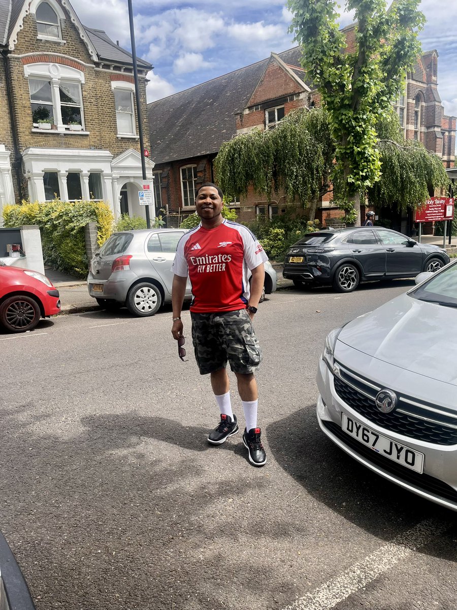 lasbreyE's tweet photo. Arsenal victory Parade 😎 #coyg https://t.co/JHukwOET2V