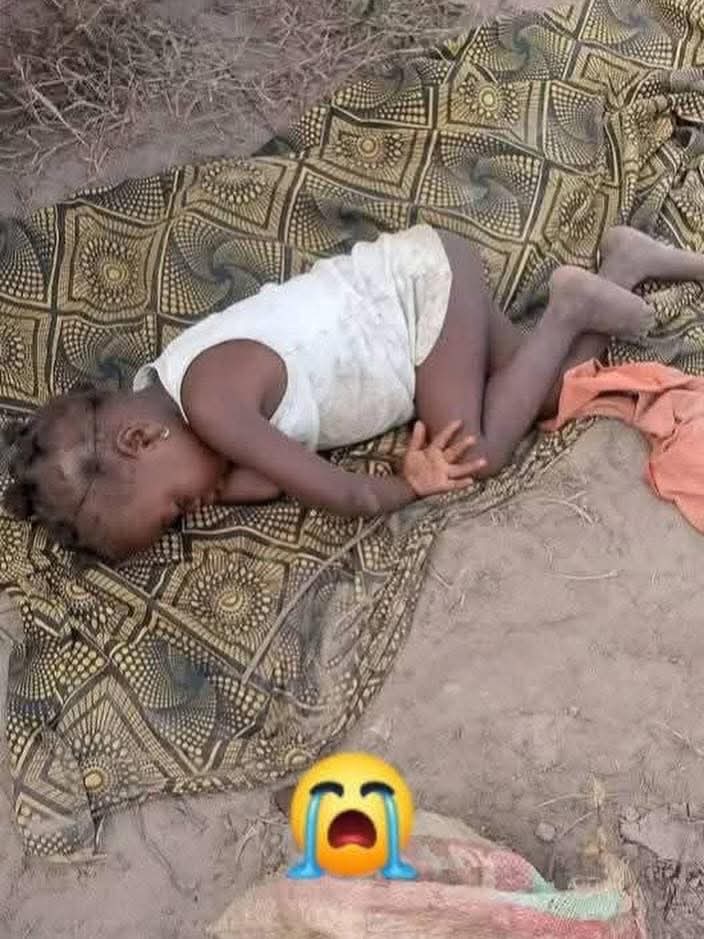 naijaratee's tweet photo. 💔💔💔💔💔😭😭😭😭
One of the abducted students is reportedly seriously sick. She is just a 1-year-old child, and we may lose her at any moment because she urgently needs medical attention.

These children are our future. They are the leaders of tomorrow. Among them are future doctors, governors, senators, and honorable leaders.

Please share this message so it can reach everyone, including the international community, and so they can see the pain and suffering these families are going through.