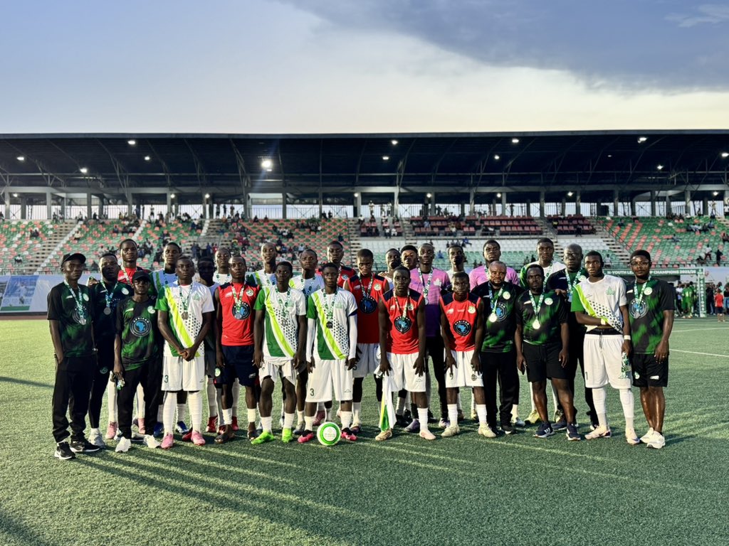 grassrunnersfc's tweet photo. Not the ending we hoped for, but a journey we’re proud of. 💚⚽

Together we run. Together we grow. Together we rise.

#GrassrunnersFC #NYLC #Super8 #RunnersUp https://t.co/Rp37ZwOTaJ
