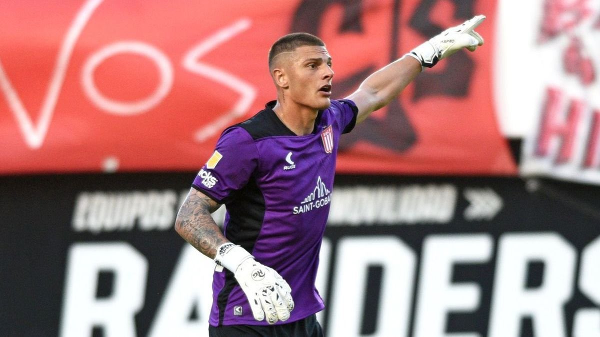 BeldeTiti's tweet photo. #EDLP Un arquero con un futuro enorme. Probablemente el partido más complicado que le toca estar y estuvo más que a la altura.

Fabricio Iacovich es un ARQUERAZO con todas las letras👏 https://t.co/VBppmzgl0G