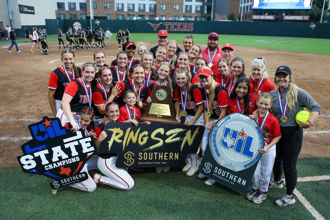 Haley_Schmitt29's tweet photo. What an end to my Freshman year! I’m blessed beyond measure to be a part of this team, this community and to truly battle for each other. This team has taught me so much, but nothing more important than how to be a good teammate, to do it for each other and the Lord above. 
Highlights in the ⭕️: 
STATE: 7IP, 0ER, 8Ks, 8LOB, STATE CHAMPS, MVP, All-State Team

PLAYOFFS: 40.2IP, 6-0, 68Ks, 2ER, .065BA/RISP, .566WHIP

SEASON: 109IP, 16-1, 202Ks, 8ER, .578ERA, .578WHIP, 68LOB, .070BA/RISP, District Newcomer of the Year
@Katysoftball1 
@TakeCharge_SB @Extrainningsb @linedsoftball @prepsoftball 
@vypehouston
@ihss_houston @hustle2028 
@Txhs_softball
@usaspresident
@sportcast_media
@katyisdathletic
@maxpreps
@houstonchronhs
@uiltexas 
@HustleNationFP