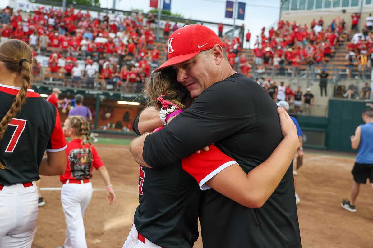 Haley_Schmitt29's tweet photo. What an end to my Freshman year! I’m blessed beyond measure to be a part of this team, this community and to truly battle for each other. This team has taught me so much, but nothing more important than how to be a good teammate, to do it for each other and the Lord above. 
Highlights in the ⭕️: 
STATE: 7IP, 0ER, 8Ks, 8LOB, STATE CHAMPS, MVP, All-State Team

PLAYOFFS: 40.2IP, 6-0, 68Ks, 2ER, .065BA/RISP, .566WHIP

SEASON: 109IP, 16-1, 202Ks, 8ER, .578ERA, .578WHIP, 68LOB, .070BA/RISP, District Newcomer of the Year
@Katysoftball1 
@TakeCharge_SB @Extrainningsb @linedsoftball @prepsoftball 
@vypehouston
@ihss_houston @hustle2028 
@Txhs_softball
@usaspresident
@sportcast_media
@katyisdathletic
@maxpreps
@houstonchronhs
@uiltexas 
@HustleNationFP