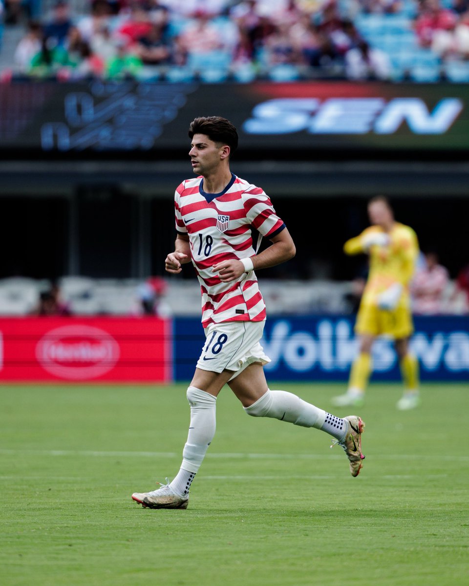 ColumbusCrew's tweet photo. Max is on to start the second half 💪 https://t.co/B7OWJrVD8y