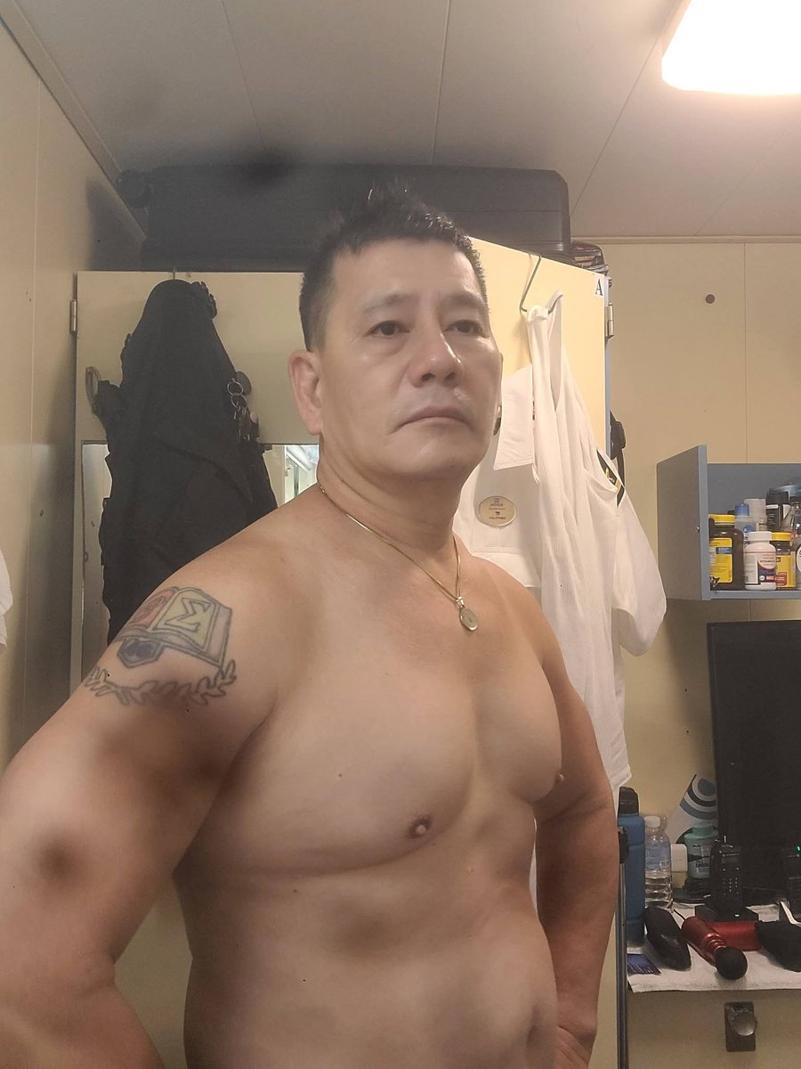 daddydan tweet media