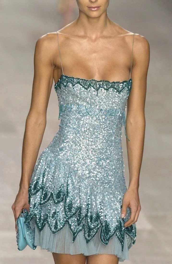 fashionitgirl's tweet photo. thinking about the beauty of this vintage blumarine look https://t.co/POrWQaccTQ