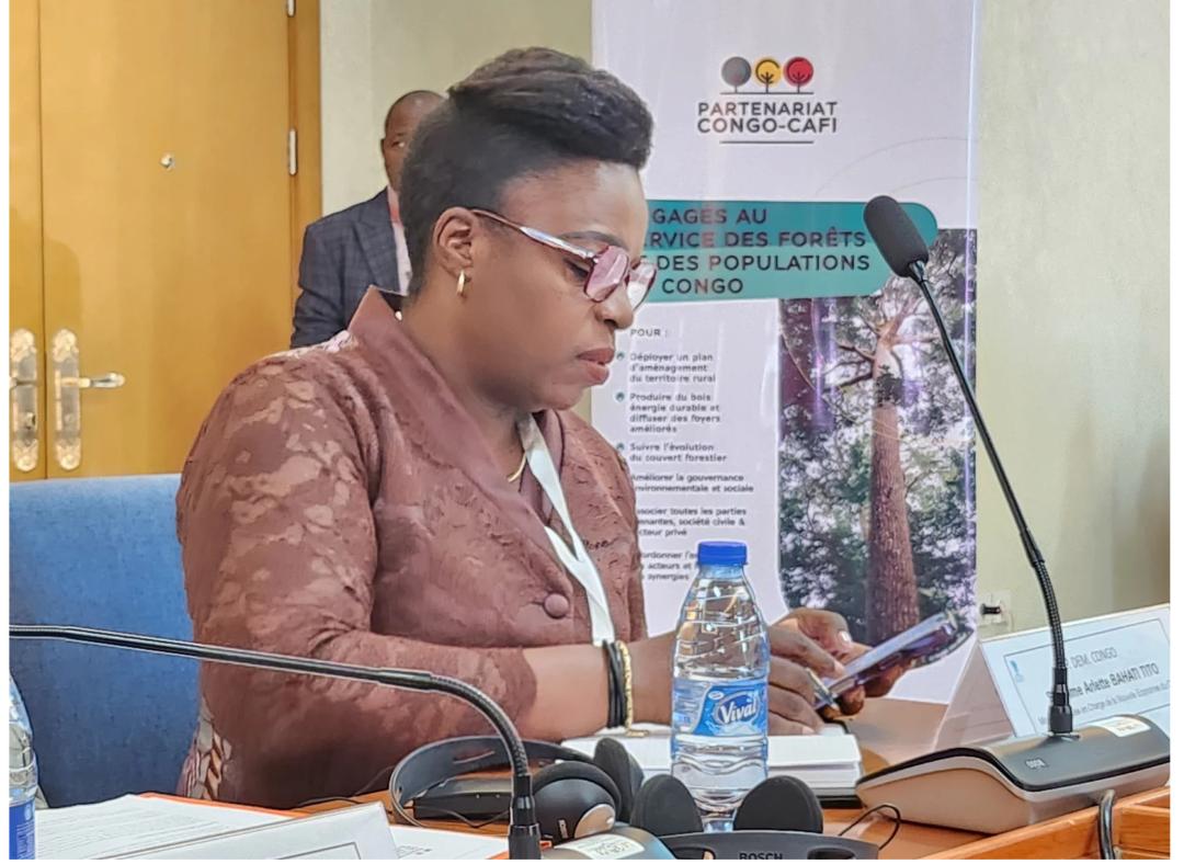 BilamboPat30382's tweet photo. 🌍 À Brazzaville, la ministre déléguée à l’Environnement, #Arlette #Bahati #Tito, a plaidé pour l’intégration de la RDC au Conseil d’administration de #CAFI.
Elle a insisté sur le renforcement des paiements pour services environnementaux, l’implication des communautés locales et des peuples autochtones, ainsi qu’une gouvernance plus inclusive des mécanismes de financement climatique.
#RDC #CAFI #Climat #Forêts
@PresidencyDRC @SuminwaJudith @PrimatureRDC