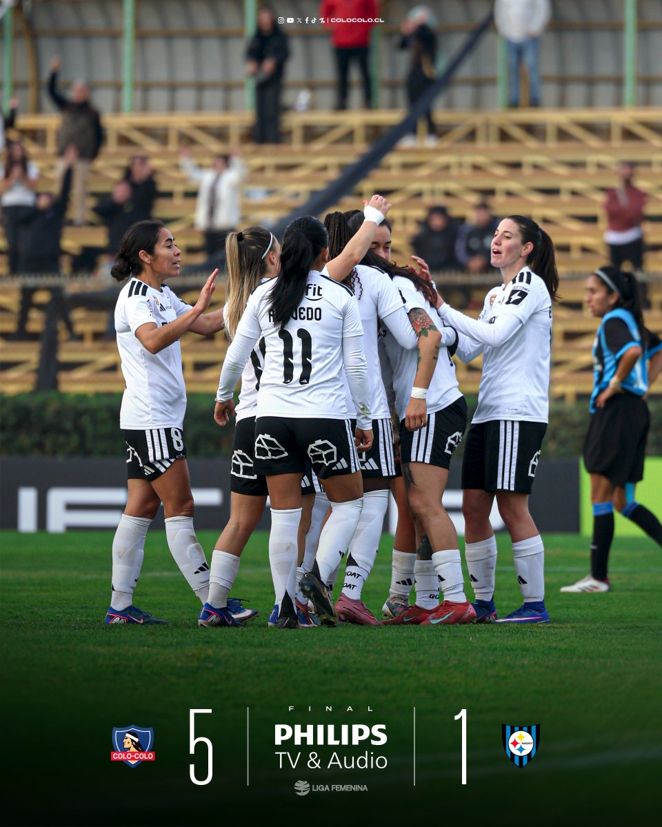 ColoColoFem's tweet photo. ¡𝐕𝐈𝐂𝐓𝐎𝐑𝐈𝐀 𝐄𝐍 𝐋𝐀 𝐏𝐈𝐍𝐓𝐀𝐍𝐀! 🤟🏻⚪️⚫️

Las tetracampeonas derrotaron por 5️⃣-1️⃣ a Huachipato en el Municipal de La Pintana por la jornada 11 de la Liga Femenina 🏆🇨🇱 https://t.co/dv20YLBgB2