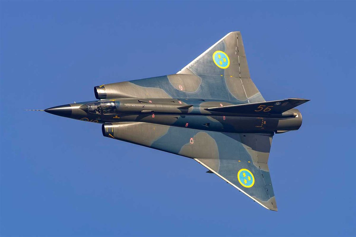 D14gn0571c's tweet photo. @USAS_WW1 @scotsgreyphoto @wartirnes @CcibChris @PatrikLind11 @USAS_WW1 not crazy about Gripen’s looks, but the Draken is 🔥 https://t.co/rXQ4r6qMFl
