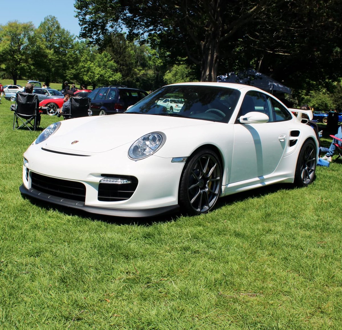 rcomediagroup's tweet photo. This is a 2008 Porsche 911 GT2 (796288), a car that occupies a unique place in modern performance car history as one of the last truly uncompromising road-going 911s. https://t.co/sKqGLsYsSk