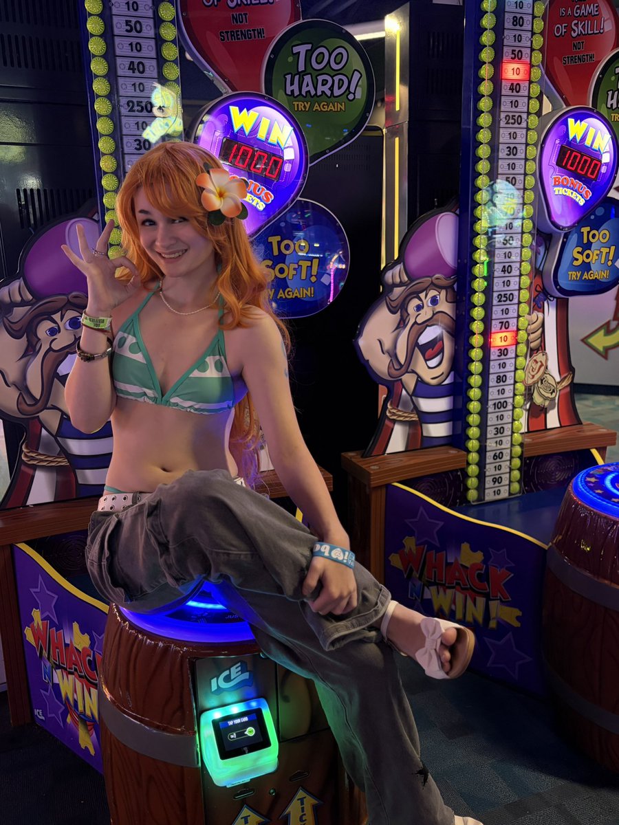varesapup's tweet photo. [SFW] 

nami at colossalcon prime 2026 🍊🗺️

#onepiece #cosplay https://t.co/DJgi1BJUSJ