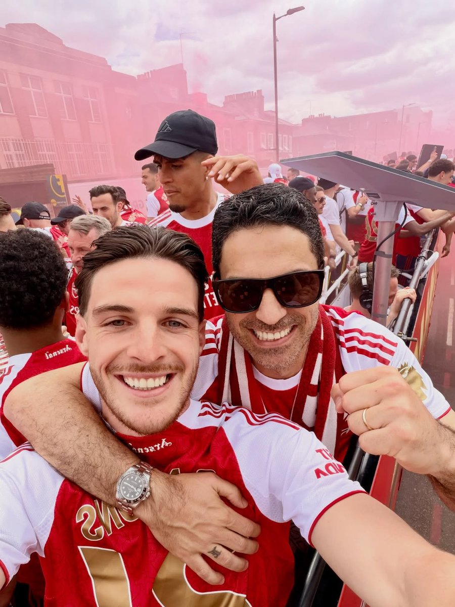 IssaAleks's tweet photo. @richard_ferre_ @indykaila @Arsenal stay obsessed 🤣 https://t.co/uWnT8FIRfA