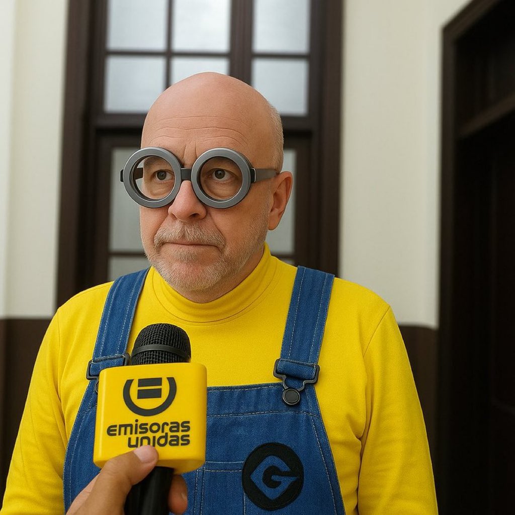 DVader___'s tweet photo. @TPeyker Exembajador más sin gracia es usted. 😆😆😆. https://t.co/QzcbDFare7