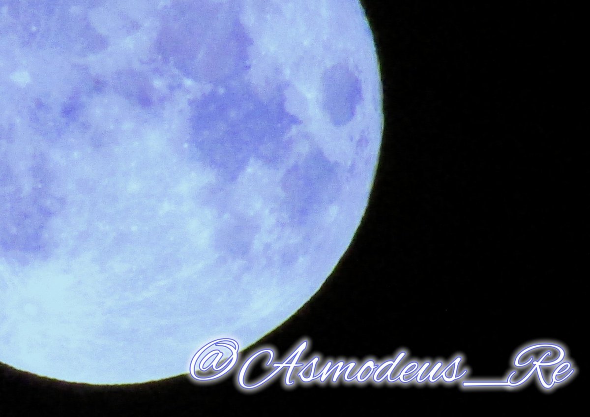 Asmodeus_Re's tweet photo. おはようございます😈

夜は程よく涼しくて
満月が綺麗でした🌕️🐺🦁🐈‍⬛✨️

天気が悪くて見えない日もあるけど
月はいつも変わらずそこにあって
また会えるって安心感は大事だよね

人間関係も同じでしょ(*´∀｀*)？

そんなわけで
今月もよろしくお願いします✨️ https://t.co/nPR8bOvAlx