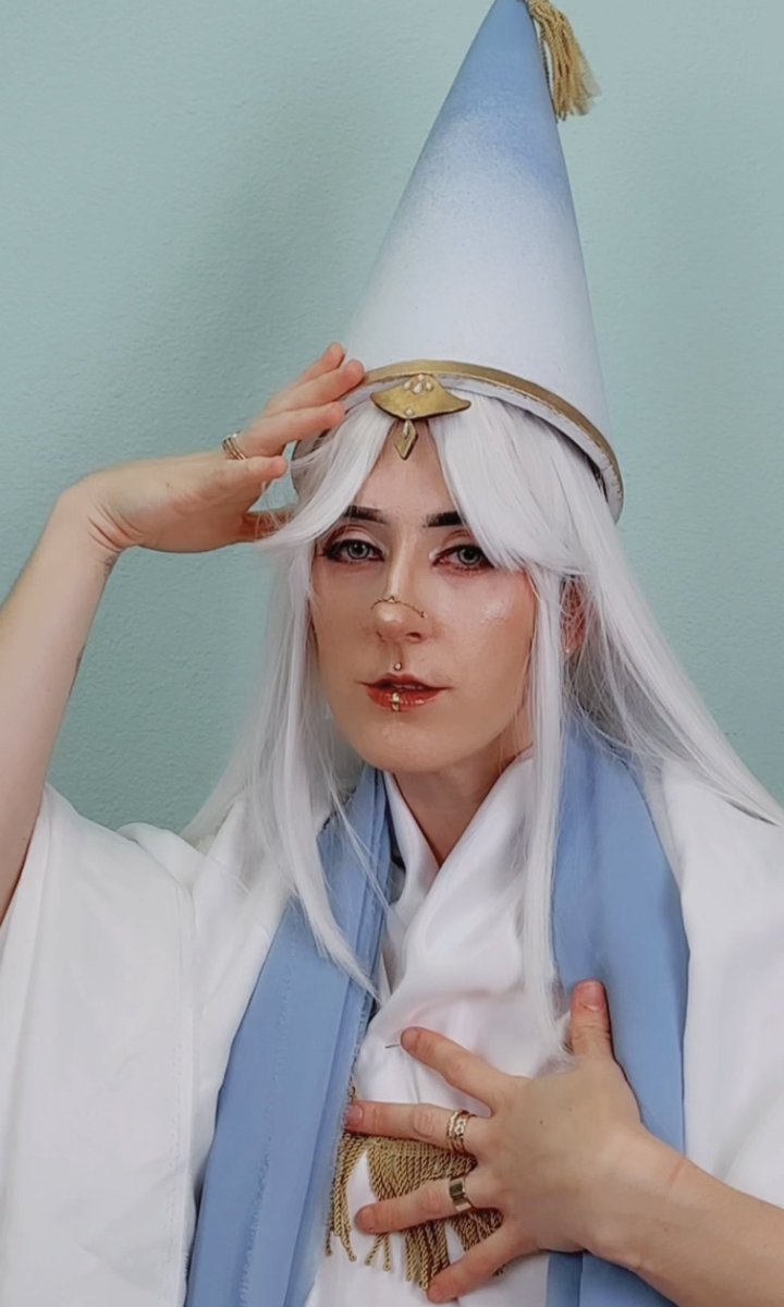 LiddoCait's tweet photo. If I don’t get to properly cosplay this man and make his chair I’m gonna start swinging

#wha #witchhatelier #beldaruit https://t.co/Od4vZpWKYO