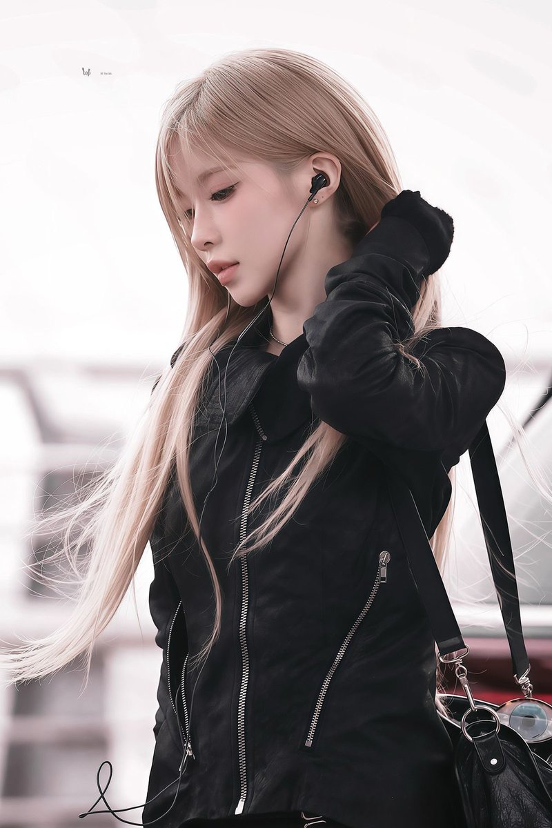asasloops's tweet photo. the prettiest blonde ever
#아사 #ASA #ENAMIASA #アサ https://t.co/JDv2DU8uOu