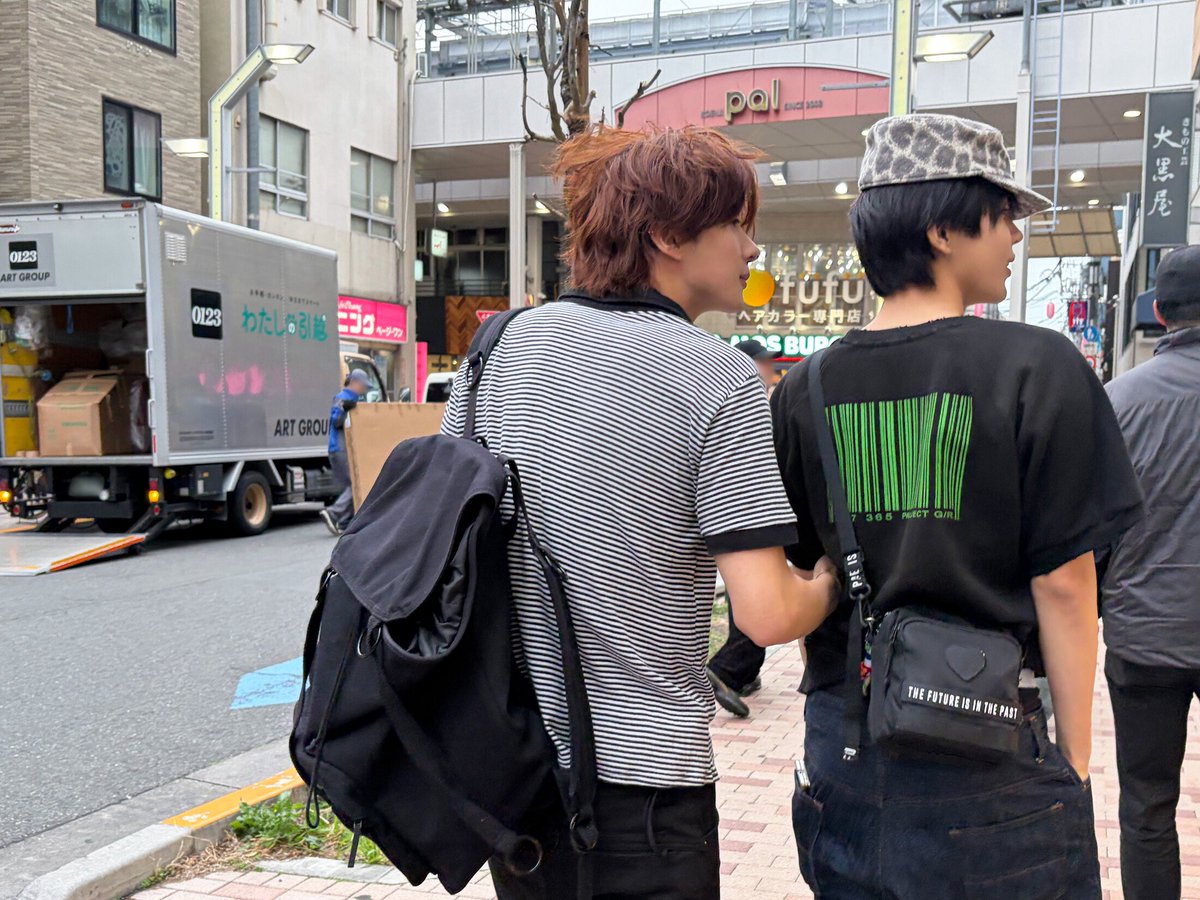 Levi36wang's tweet photo. えっ？あなたも来てたの？
知ってる場所過ぎて即死 https://t.co/UwzZNefDy0