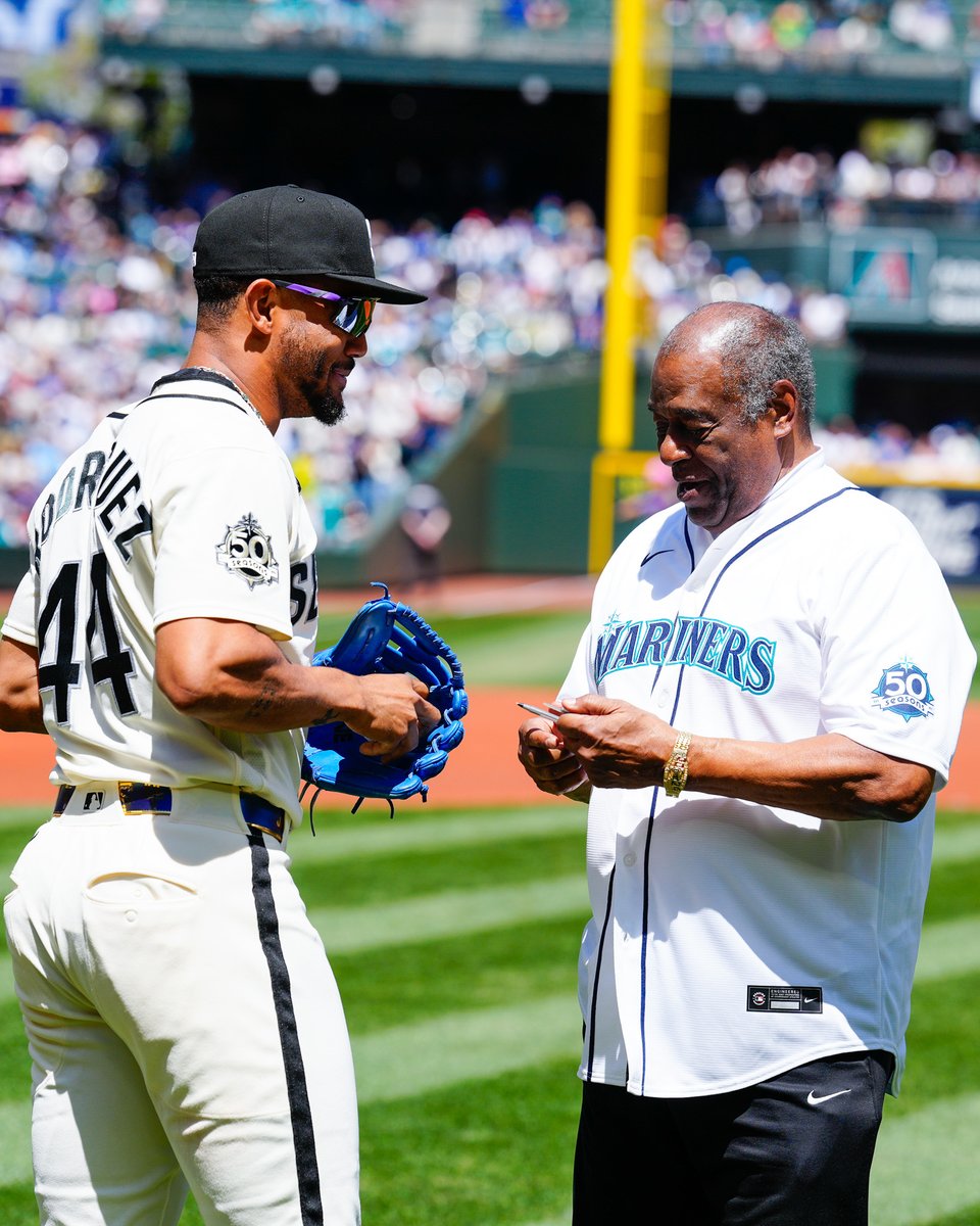 Mariners's tweet photo. Before there was The Kid, there was the OG 🫡

Welcome back to T-Mobile Park, Ken Griffey Sr.! #Mariners50 https://t.co/WdiBGVrKD1