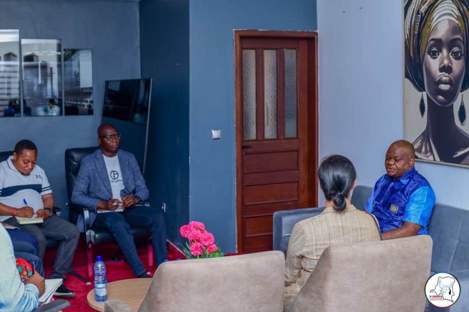 pddrcs's tweet photo. Le #PDDRCS réaffirme la nécessité d'un financement accru et mieux aligné pour accélérer la stabilisation et le relèvement communautaire en RDC ! 🌍 #Financement #Stabilisation #Relèvement #Communauté #RDC @Presidence_RDC @PrimatureRDC @ONU_fr @UNICEFDRC
https://t.co/MB7B8V4oXh https://t.co/AqmWdtktYH