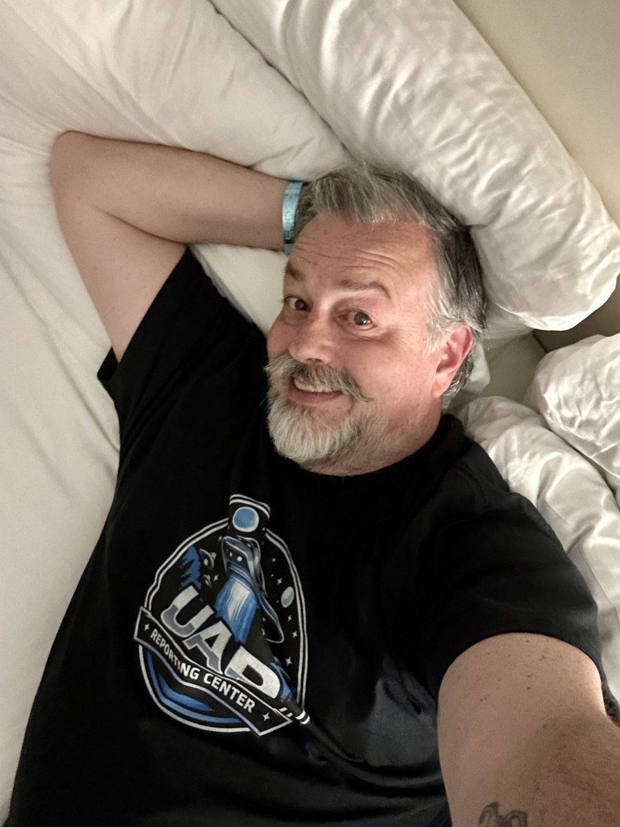 UAPReportingCnt's tweet photo. Has Gene Sticco @InfinityDisclsd ever looked more sexy?  I don't think so! https://t.co/W3sdGXSJc3