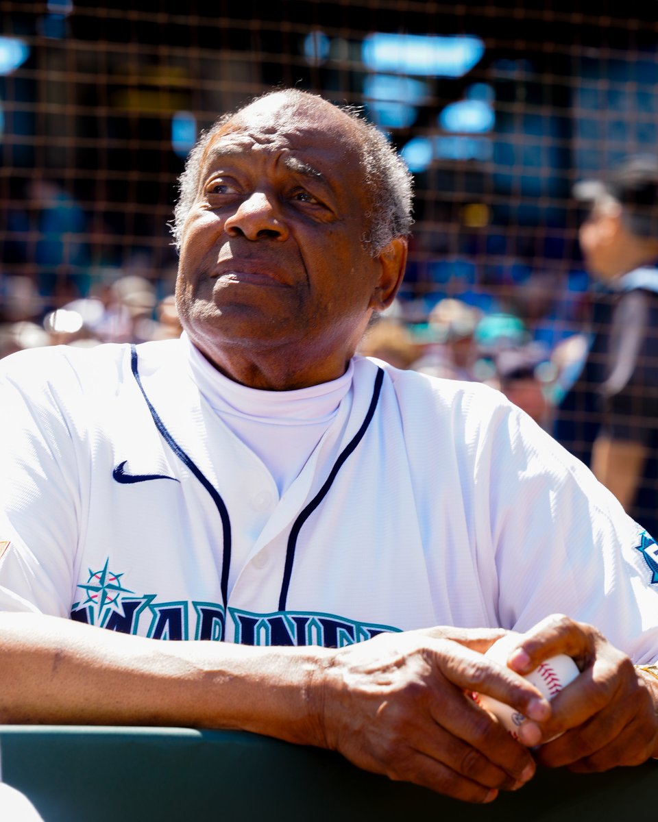 Mariners's tweet photo. Before there was The Kid, there was the OG 🫡

Welcome back to T-Mobile Park, Ken Griffey Sr.! #Mariners50 https://t.co/WdiBGVrKD1