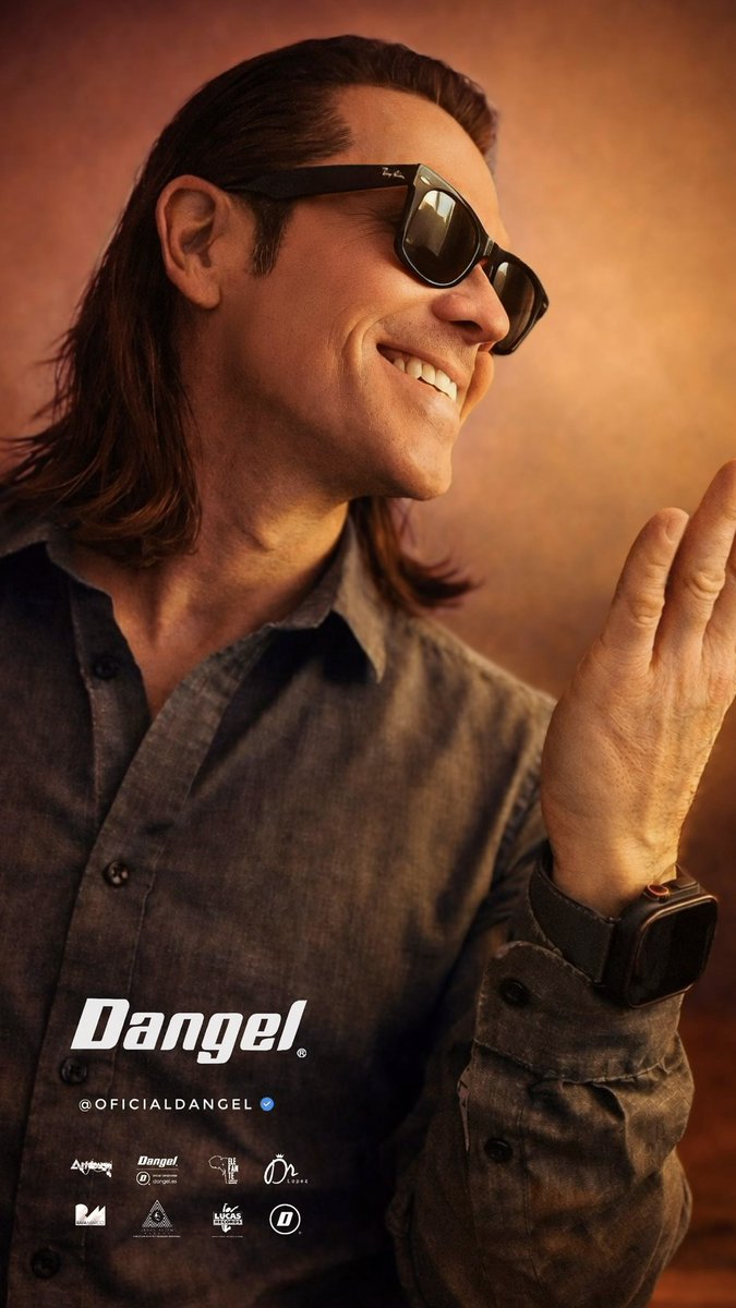 oficialdangel's tweet photo. DANGEL’s BOOK 📸 🎶🇪🇸

https://t.co/qbP3hc5LBh
https://t.co/yUbiE3l8LQ
https://t.co/TqpWJGWBkN 
https://t.co/bgDcknzDq4
https://t.co/ZXxfxIea6q

#Dangel #cantante #español #urbanlatinremix #tudebesdecidir #singer #stillbelieveinangels #oficialdangel #otrolugar #bonita #elsol #bajoelfuegodetuamor #todaviaquedanangeles
