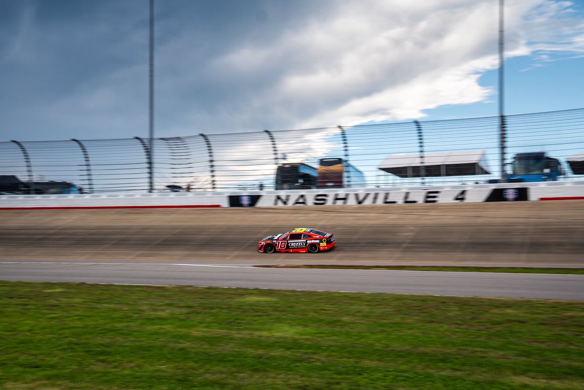 tydillon's tweet photo. Racing in Music City. 🎸 

7 PM ET | @SportsonPrime | @PrimeVideo https://t.co/qeij8sxoYm