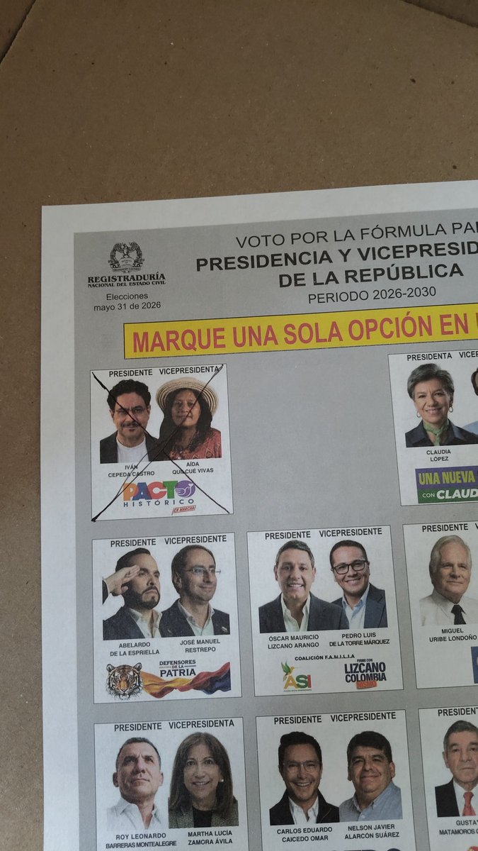 Crisparr_'s tweet photo. @DonIzquierdo_ @IvanCepedaCast Obvio!!! https://t.co/fVpE44BrKL