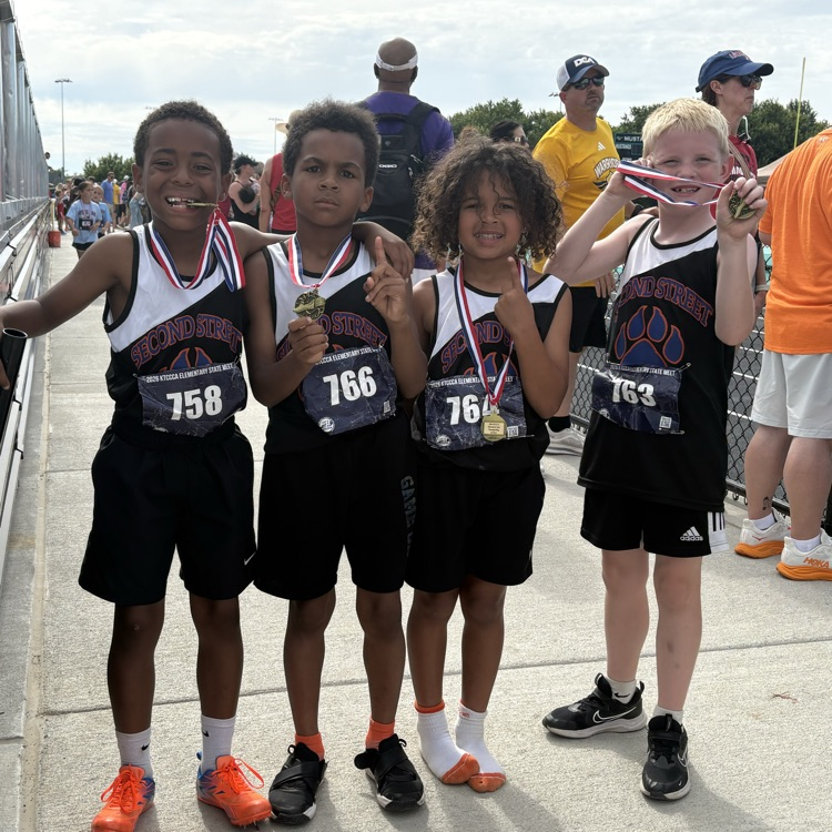 WeAreFrankfort's tweet photo. 💙🥇Congratulations to our STATE CHAMPION 4x100m relay team! We are proud of you, Kayne, Landon, Renzo, and Jack! https://t.co/IHC5CpEOd4