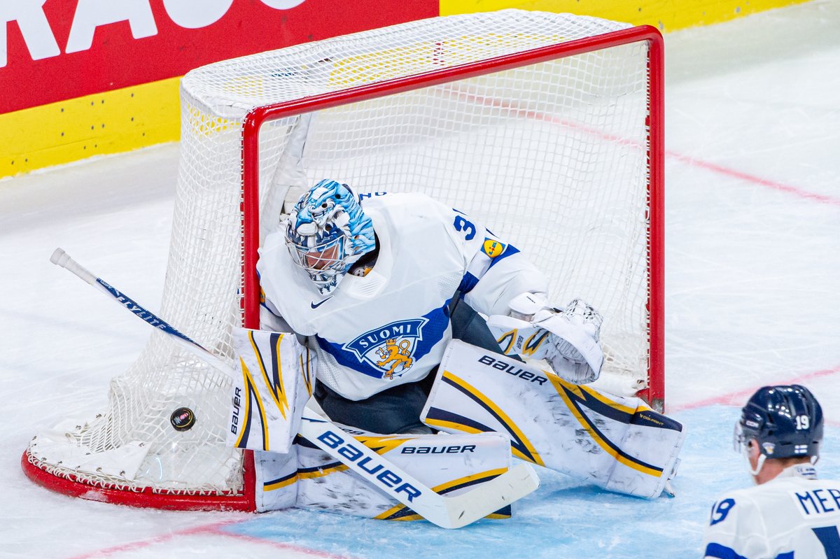 PredsNHL's tweet photo. WHAT A FINNISH! 🤯

Big Juice and Team Finland have won the gold medal at the #MensWorlds Championship in a 1-0 final score! https://t.co/A0zfmir6ad