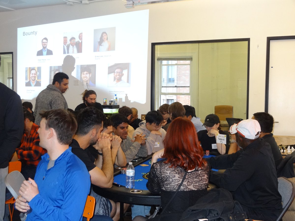 UseCorgi's tweet photo. So much fun hosting a poker night with our friends @SignalFire, packed with founders and operators from the ecosystem.

Reminder that we have a space in the heart of SF for community events like this. The whole point is creating room for people to meet and for serendipity to do its thing.