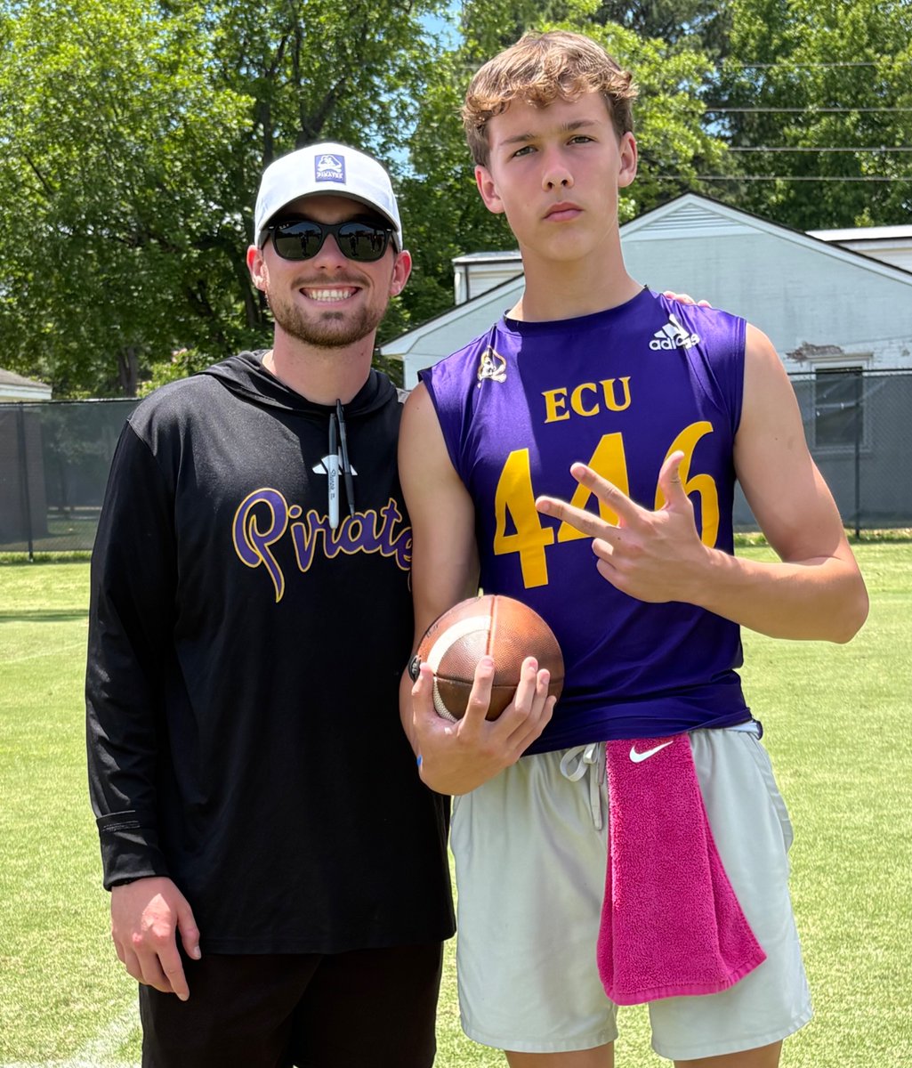 AdamFordQB2028's tweet photo. Had a great time at @ECUPiratesFB Camp today! Performed well and grew in my relationships with some coaches afterwards. @JordanDavisECU @Coach_B_Harrell @CaedonMalone @Hudson_Dunaway @hester_chip 
@CoachChrisDent @JacksonEskierka https://t.co/rQ4w0pV5P1