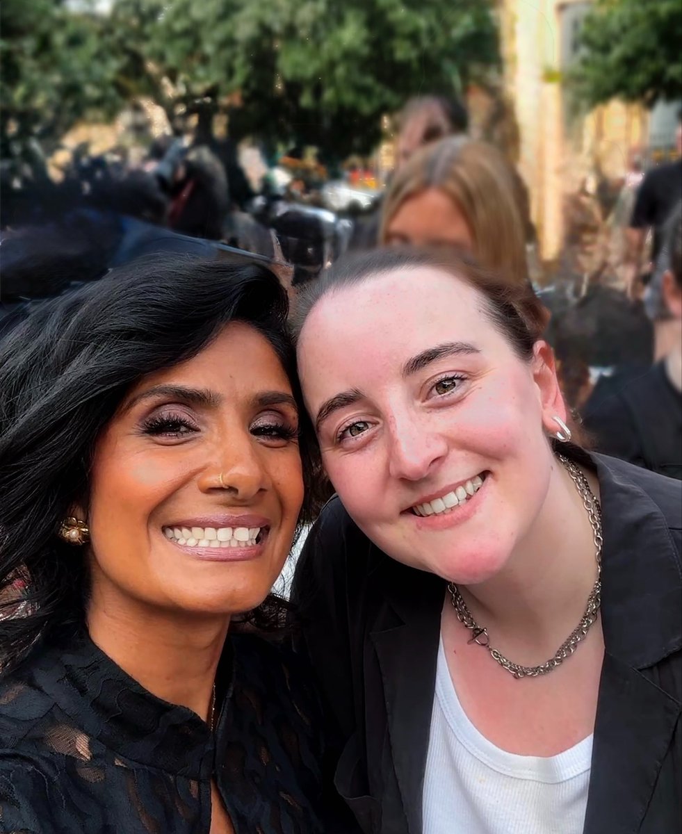 woahmitchell's tweet photo. A year ago today since I met Bal and I still can’t believe I did. 🖤 https://t.co/qgIZ64g89T