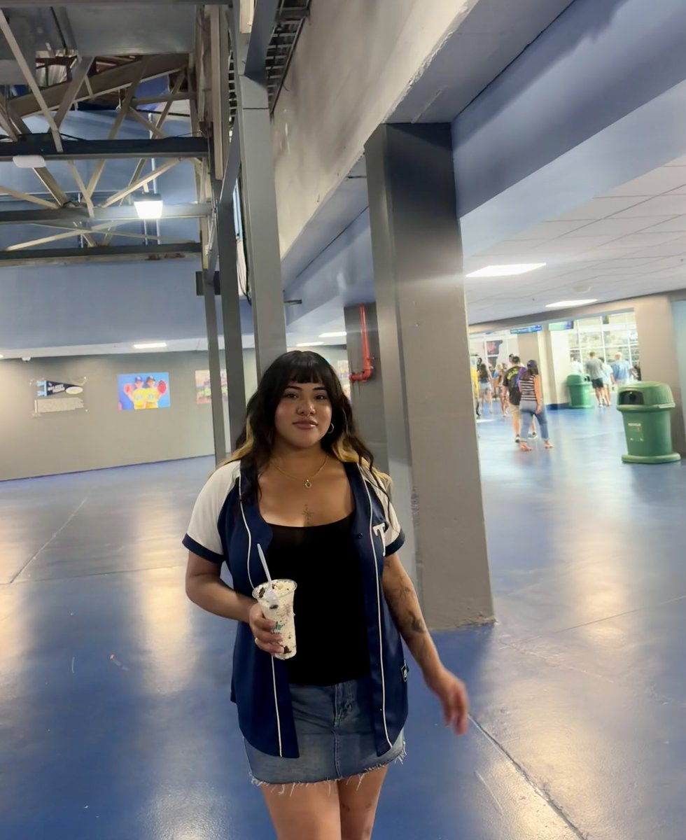 unhingederaa's tweet photo. rays baseball day!! <3333 https://t.co/1JTyAca9Kf