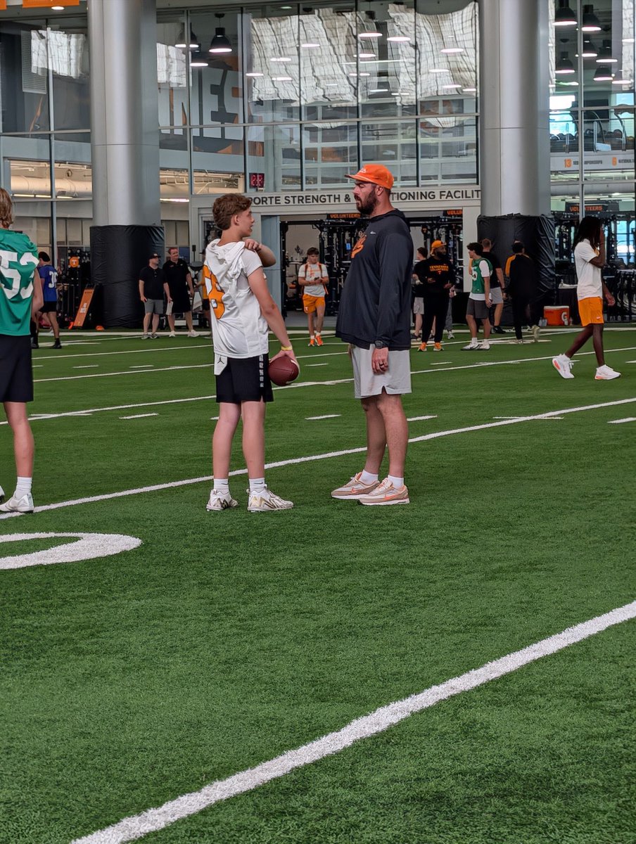 lincolndomano9's tweet photo. Had a great time competing at the University of Tennessee today! Thank you to @CoachHalzle, @PeeryJared, and @LandryJones12 for helping me better my game and speaking with me after the camp! Got 1% better today. #lockedin #grind #qb #d1 @MJ_NFLDraft @AntonGraham_ @Coach_Mitch5 https://t.co/FNV90BunVK