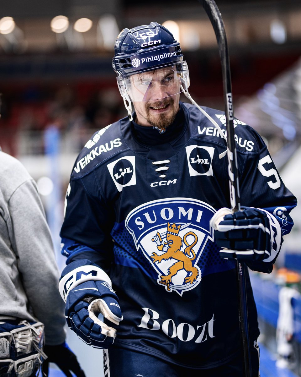 HCSpartaPraha's tweet photo. 🏆 Obránce Mikael Seppälä se s finským národním týmem stal mistrem světa! Gratulujeme 🙌 https://t.co/NfCB9Hal9c