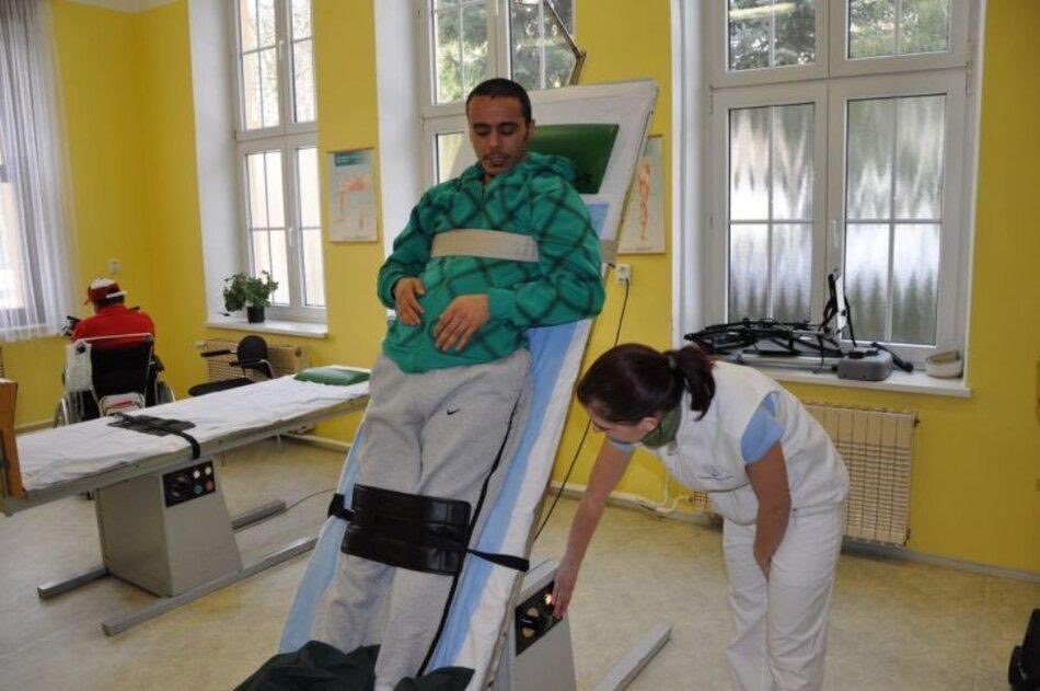 98iB7's tweet photo. https://t.co/JAKW2pnxAw     ❤خدماتنا 
❤تنسيق مجاني #العلاج_في_التشيك لجميع الحالات التأهيلية للجهاز الحركي 
❤حجز بالمصحات التشيكية 
❤استقبال في المطار 
❤مترجم دائما في المصح لخدمتكم مجانا
❤ارسال دعوة للحصول على فيزة الشنغن 
❤تواصل معنا … https://t.co/dJMWEVeIBN
