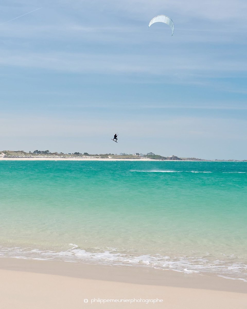 cmonica75's tweet photo. 𝗖𝗼𝗻𝗻𝗮𝗶𝘀𝘀𝗲𝘇-𝘃𝗼𝘂𝘀 𝗹𝗲 𝗚𝗹𝗮𝘇 ? 
En breton, ce terme désigne la couleur bleu vert qui désigne la couleur de la mer qu’on retrouve souvent dans le Finistère nord où j'ai pris ces photos. 
 Plouescat, Cléder, Brignogan, Landunvez, Kerlouan, Santec ou Plouarzel ? https://t.co/H4NVskyfsv