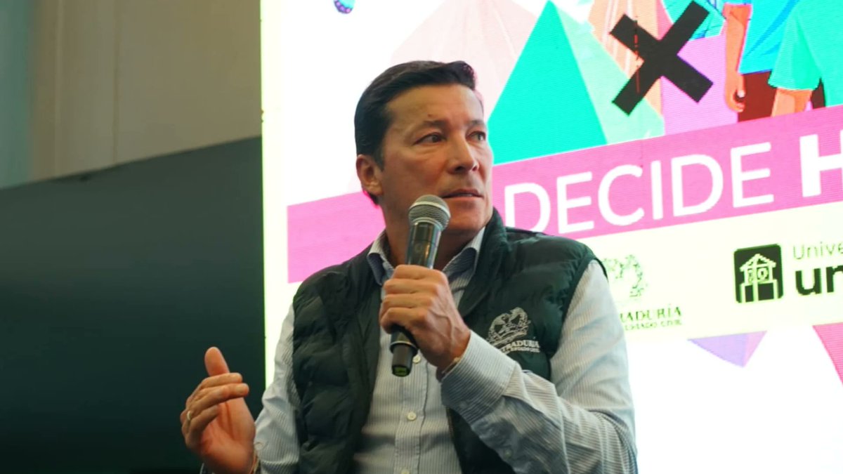 estoescambio's tweet photo. Tras el cierre de las urnas a nivel nacional, los jurados iniciarán el conteo de votos en cada mesa y diligenciarán los formularios electorales. Esa información será transmitida a la Registraduría para el preconteo. ¿Cuándo se conocerán resultados? Le contamos aquí 👉: https://t.co/7Z5d2mTBkl