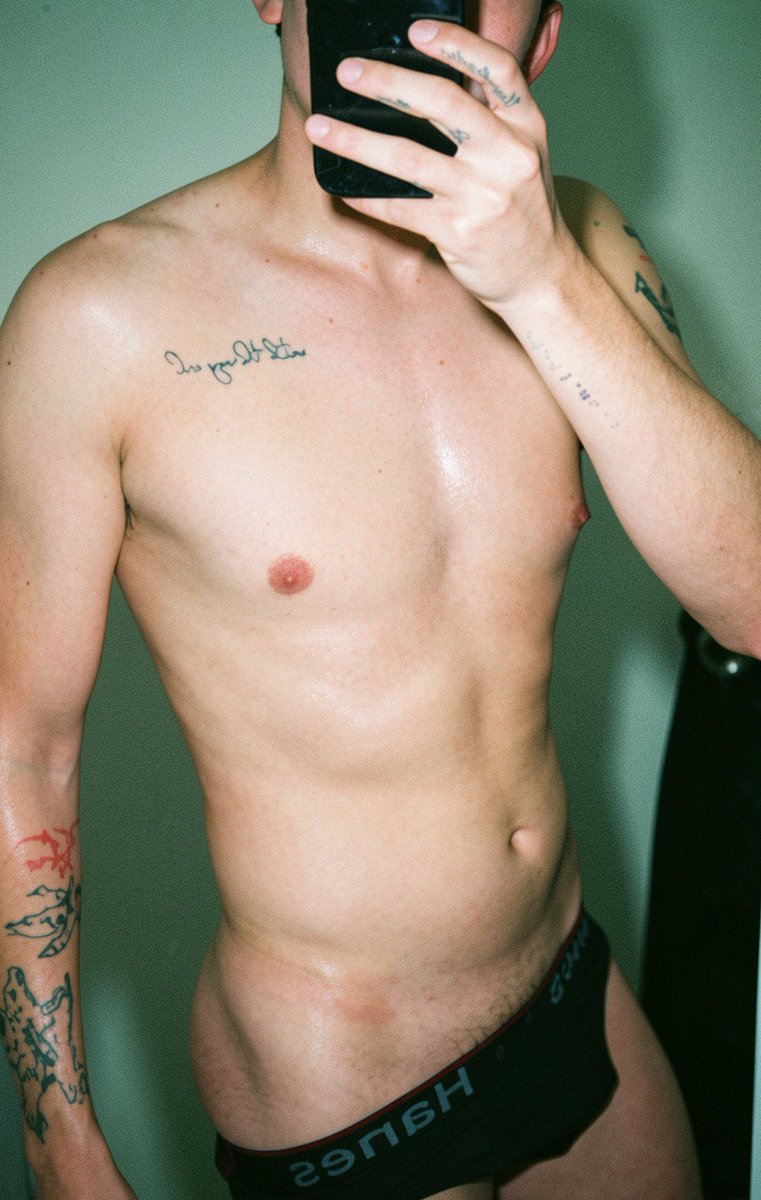 JourasR8's tweet photo. 🥵 .
.
#junio #gay #tijuana #body https://t.co/zuv3O05DSe