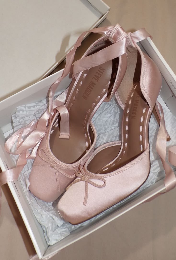 LushAuraa222's tweet photo. Ballerina 🩰 https://t.co/lyk4t41fGv
