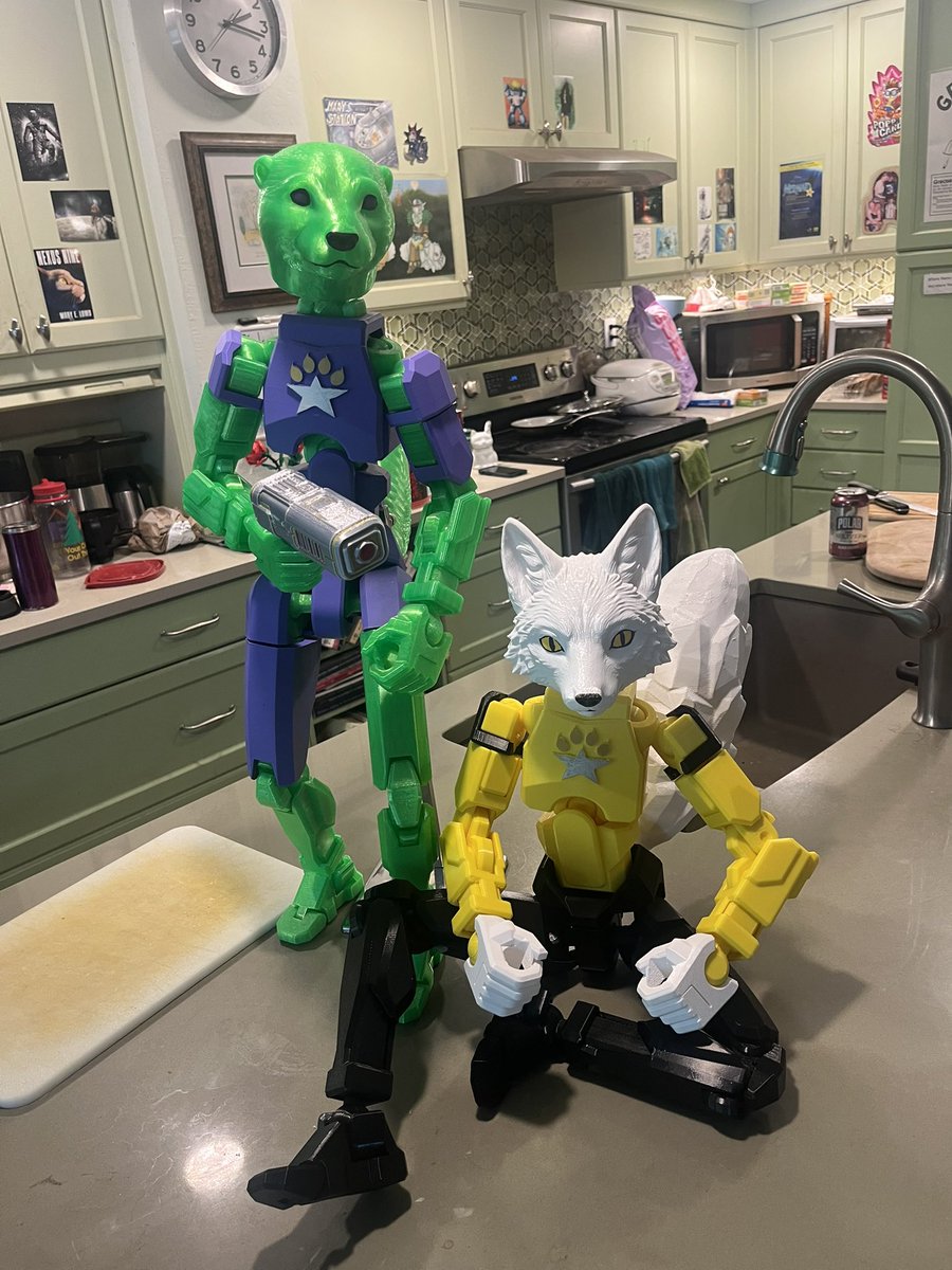 Ryffnah's tweet photo. A couple years ago I used to daydream about toy versions of my characters…

Never foresaw this though.

#3Dprinter #dummy13 https://t.co/zwsgFF4vf6